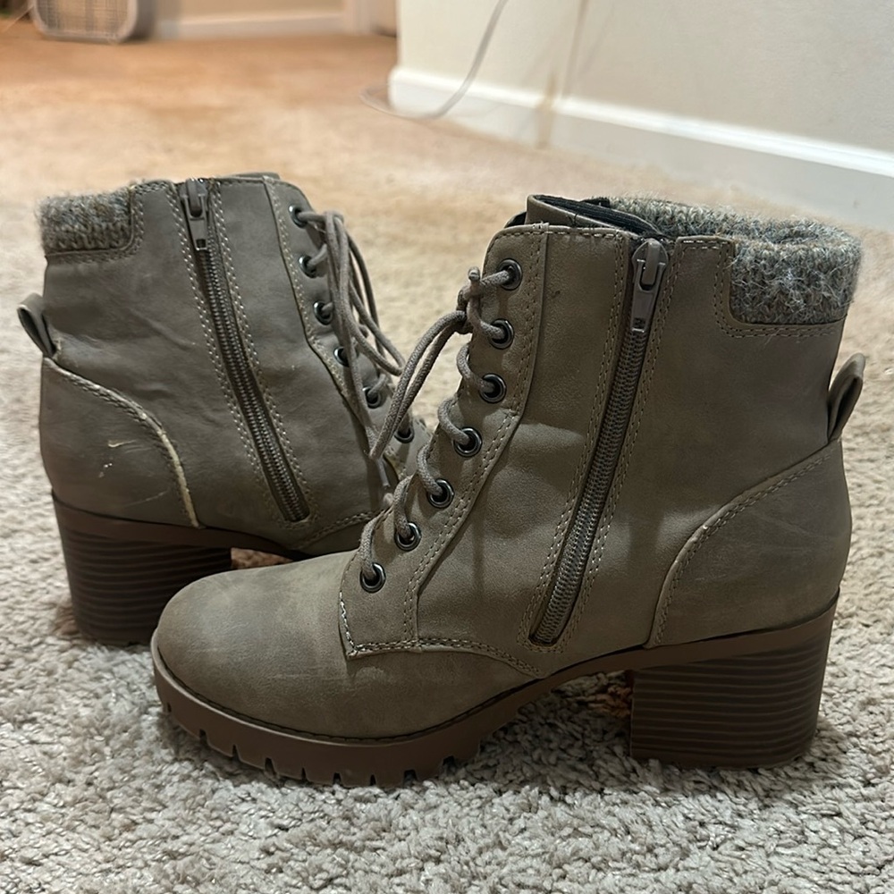 Soda Tan Heeled Boots